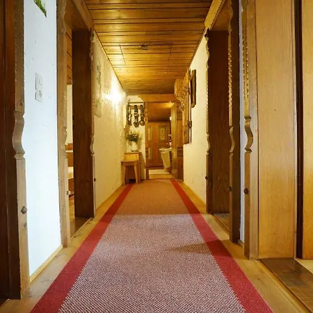 Jaegerhaus *